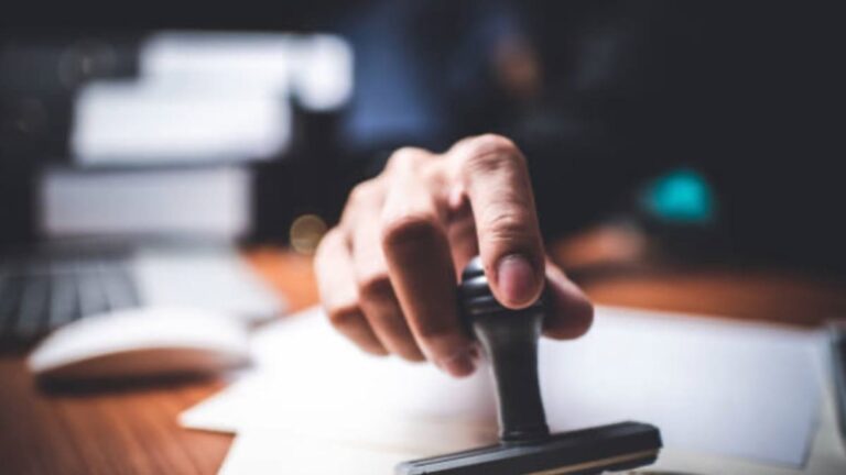 【ファクトチェック】40代婚活の言説を徹底検証 ―「年の差婚は激増」「若い女性もOK」は本当か？