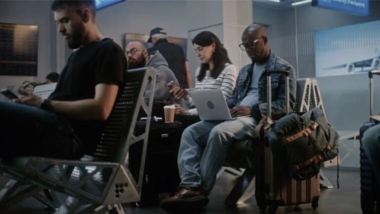 なぜ、“初対面”は「会話以前」で失敗するのか？―アイスブレイクの成否を分ける“環境戦略”